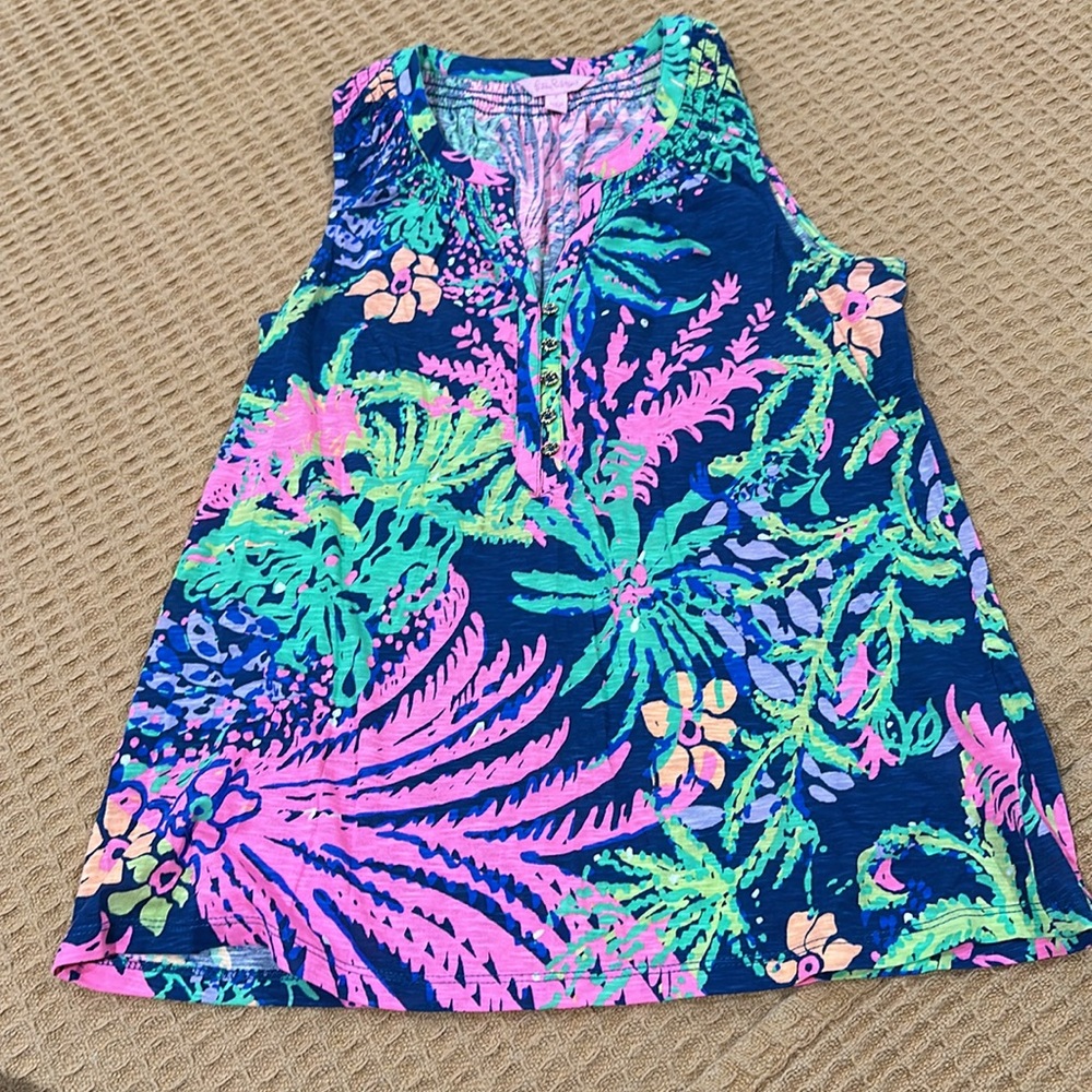 LILLY PULITZER Essie Tank Blouse Top Smocked Indigo All Glow Cotton Wome… - Picture 3 of 7